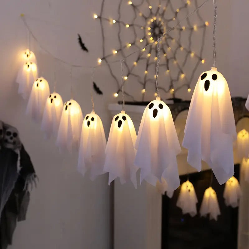 10ft LED Glowing Ghost String Lights - Spooky-Cute Halloween Decor for Indoor & Party Ambiance